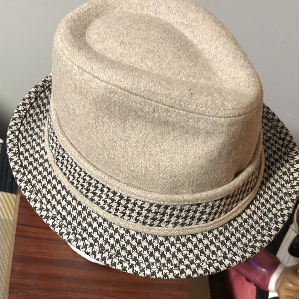 Stylish Tan and Black Fedora Hat